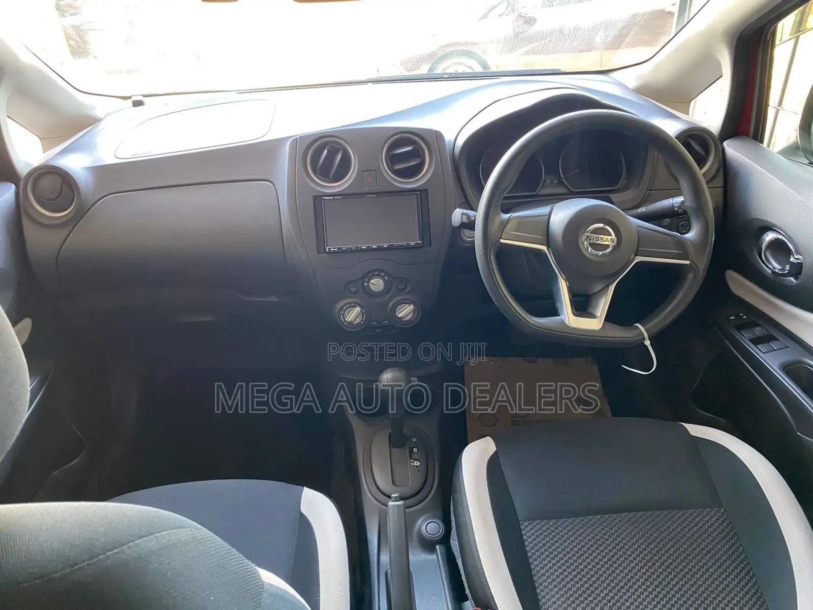 Nissan Note 2018 Red
