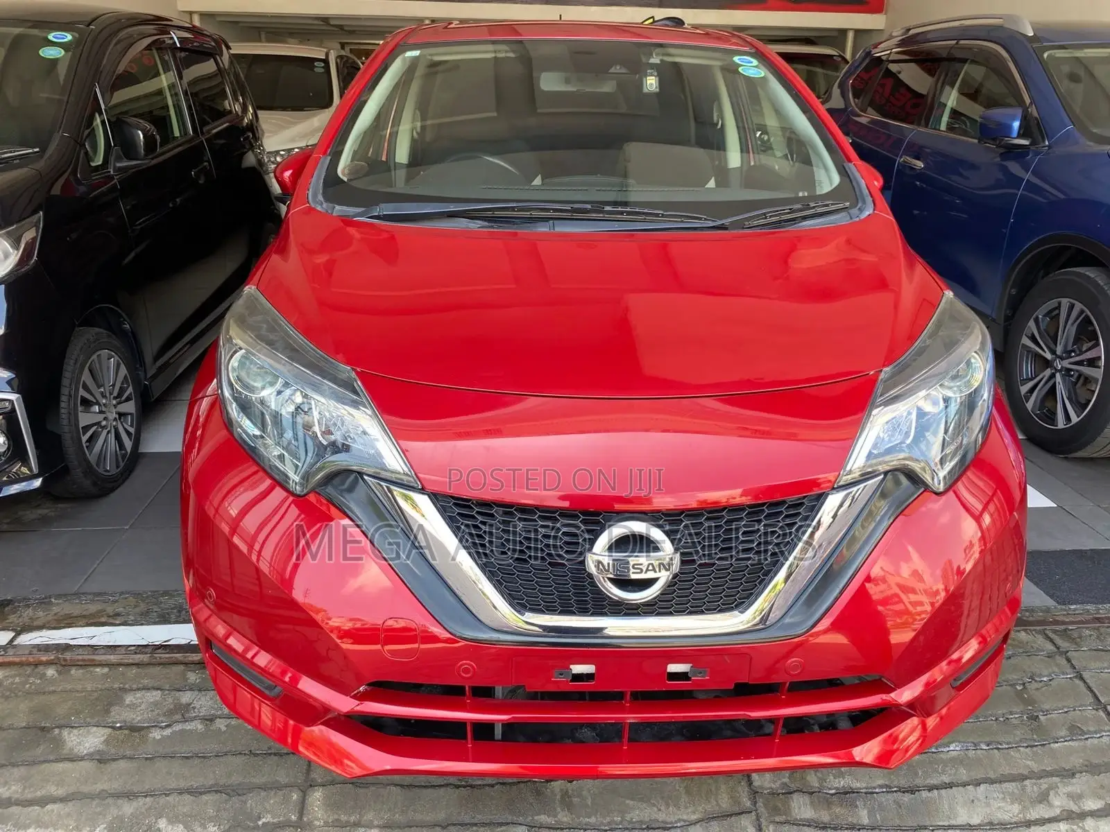 Nissan Note 2018 Red
