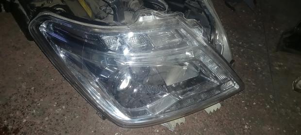 Toyota Alphard - main view