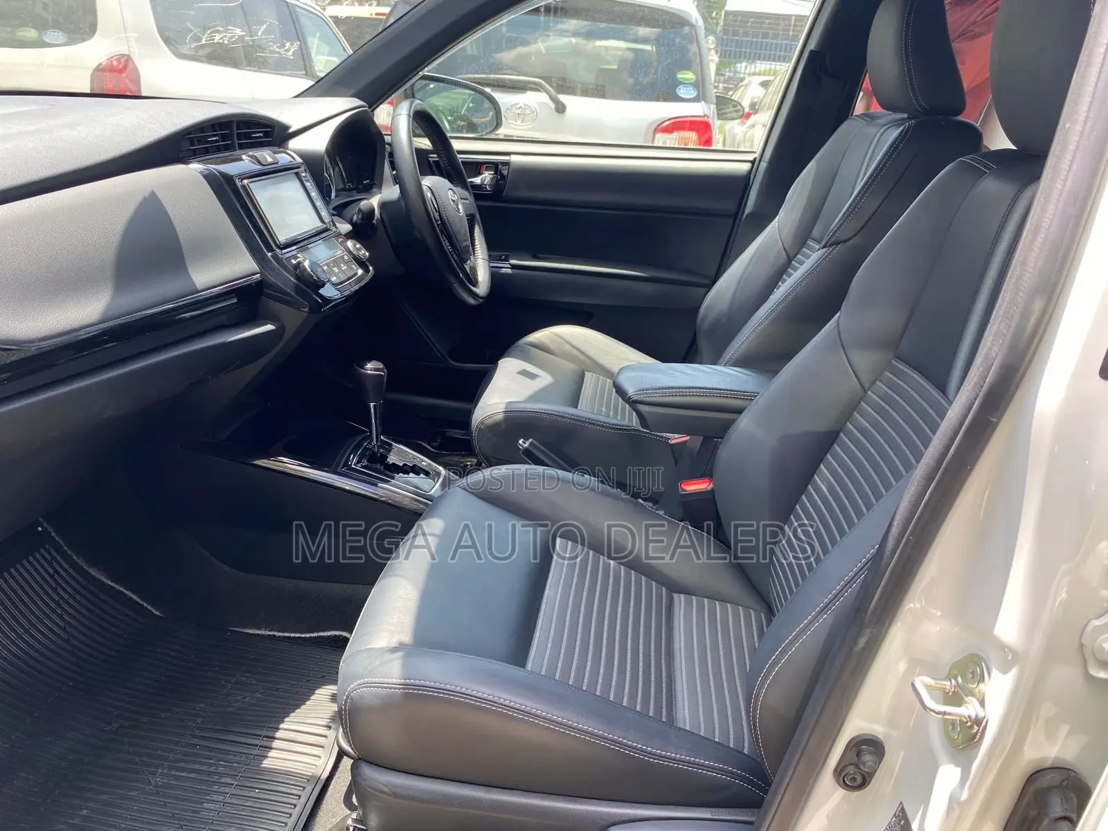 Toyota Corolla Fielder 2018 White