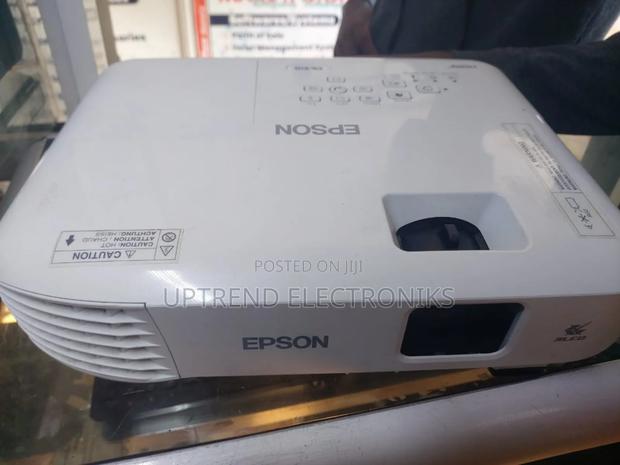 Epson Eb-E01 – Bright, Reliable Perfect for Every Space!  - main view