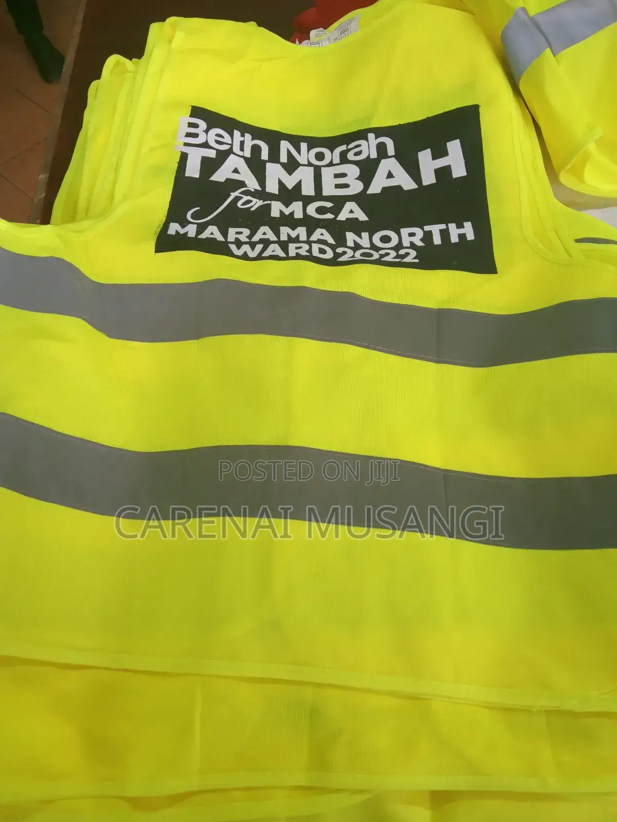 High-visibility Reflective Safety Vest