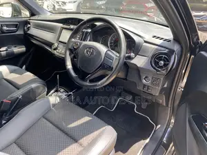 Toyota Corolla Fielder 2018 Black