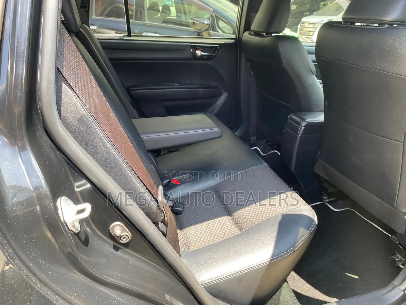 Toyota Corolla Fielder 2018 Black