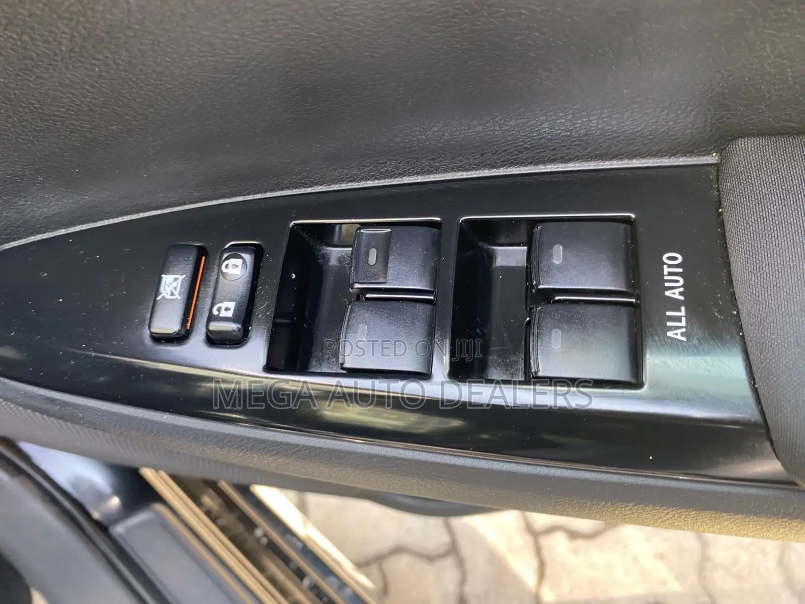 Toyota Corolla Fielder 2018 Black
