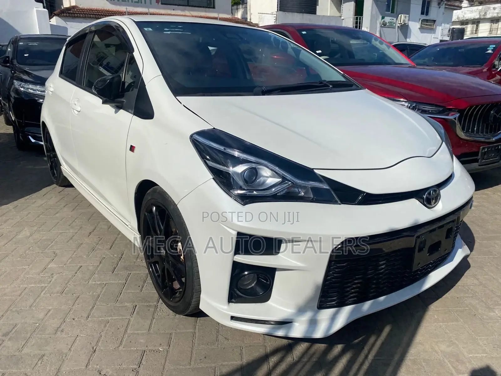 Toyota Vitz 1.5 FWD 5dr 2019 White