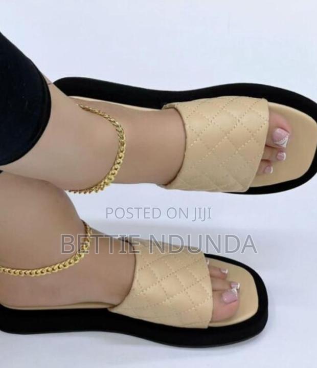 Quilted Comfort Slides – Zara - thumbnail 3
