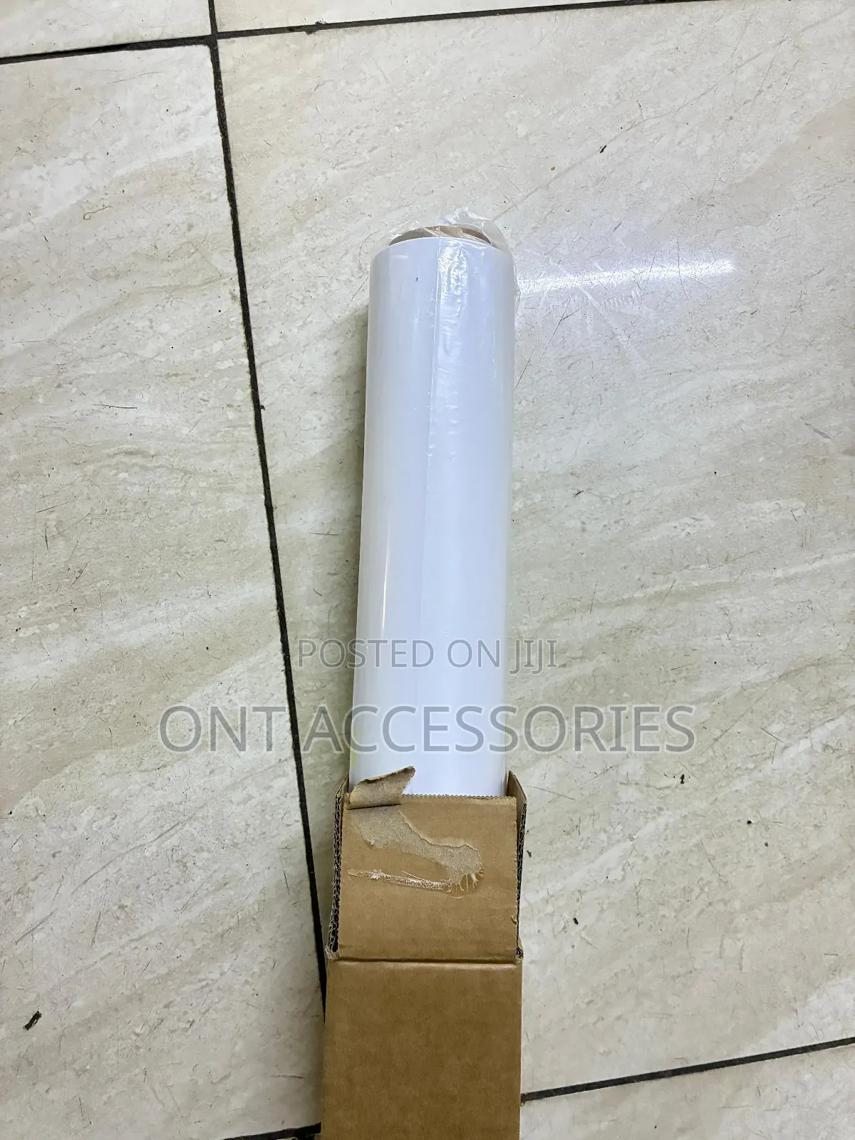 White Seamless Paper