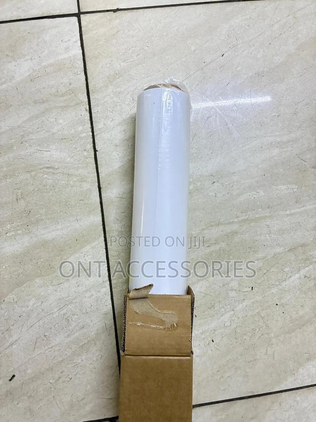 White Seamless Paper