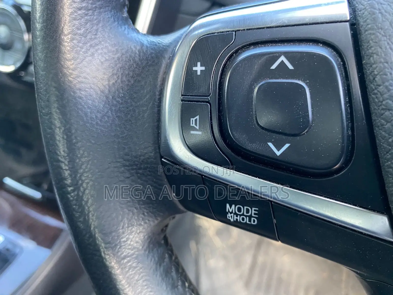 Toyota Premio 2018 Silver
