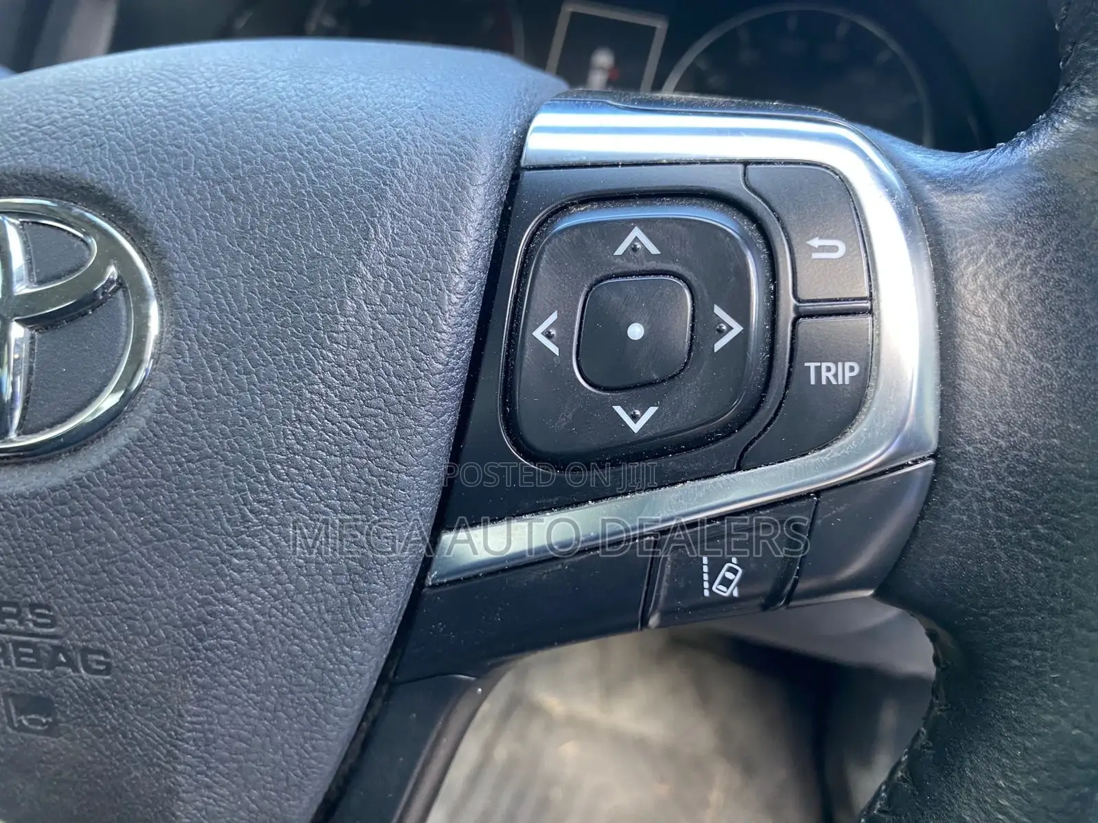 Toyota Premio 2018 Silver