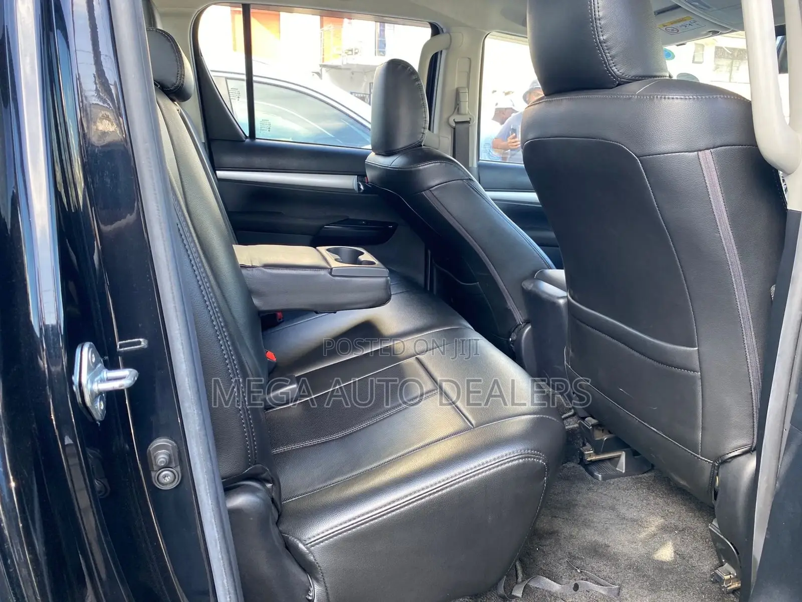 Toyota Hilux 2019 Black