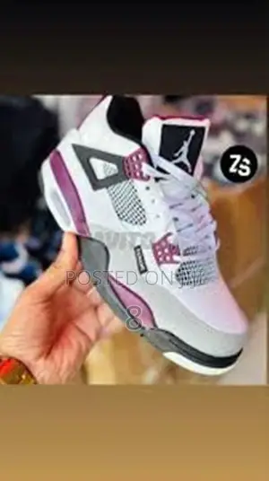Jordan 4 Classic Court Style – Everyday Comfort