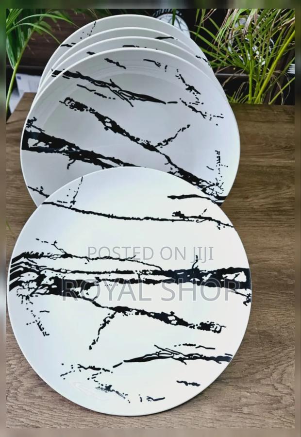 Ceramic Dinner Plate - main view