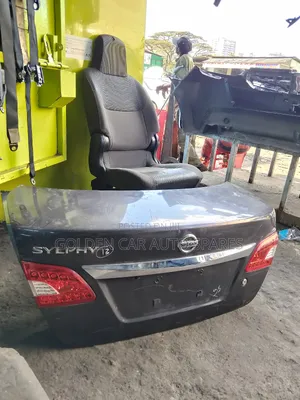 Sylphy(Nissan) Boot Available