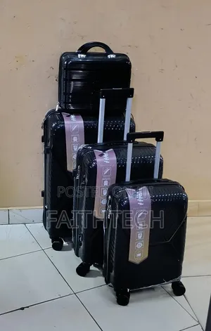 *4 in 1 Luxurious Unbreakable Suitcase