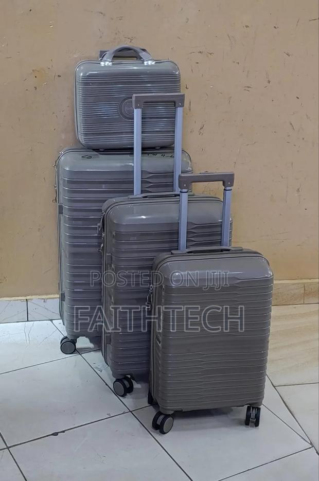 *4 in 1 Luxurious Unbreakable Suitcase - thumbnail 4