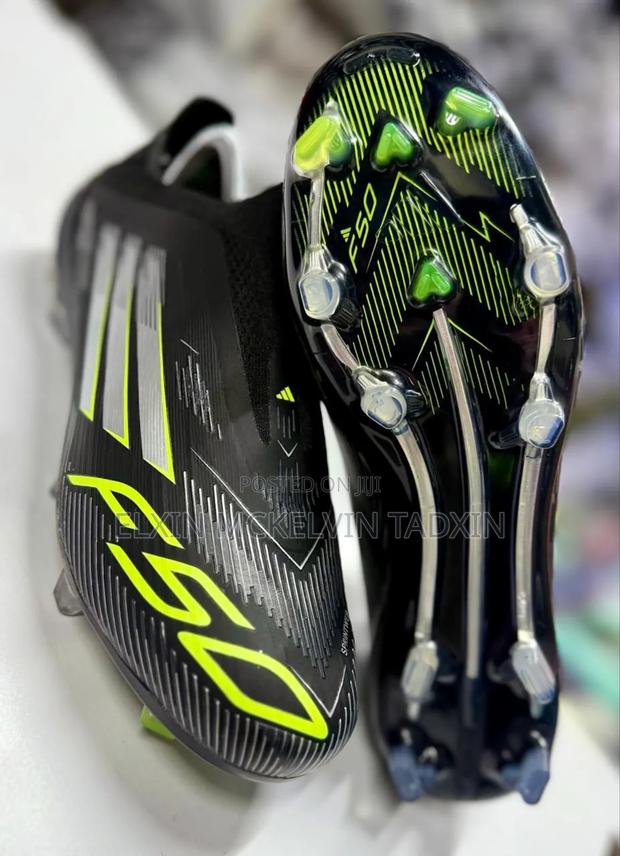 Adifas Soccer Boots Suitable for Local Grounds - thumbnail 2