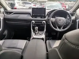 Toyota RAV4 2019 White