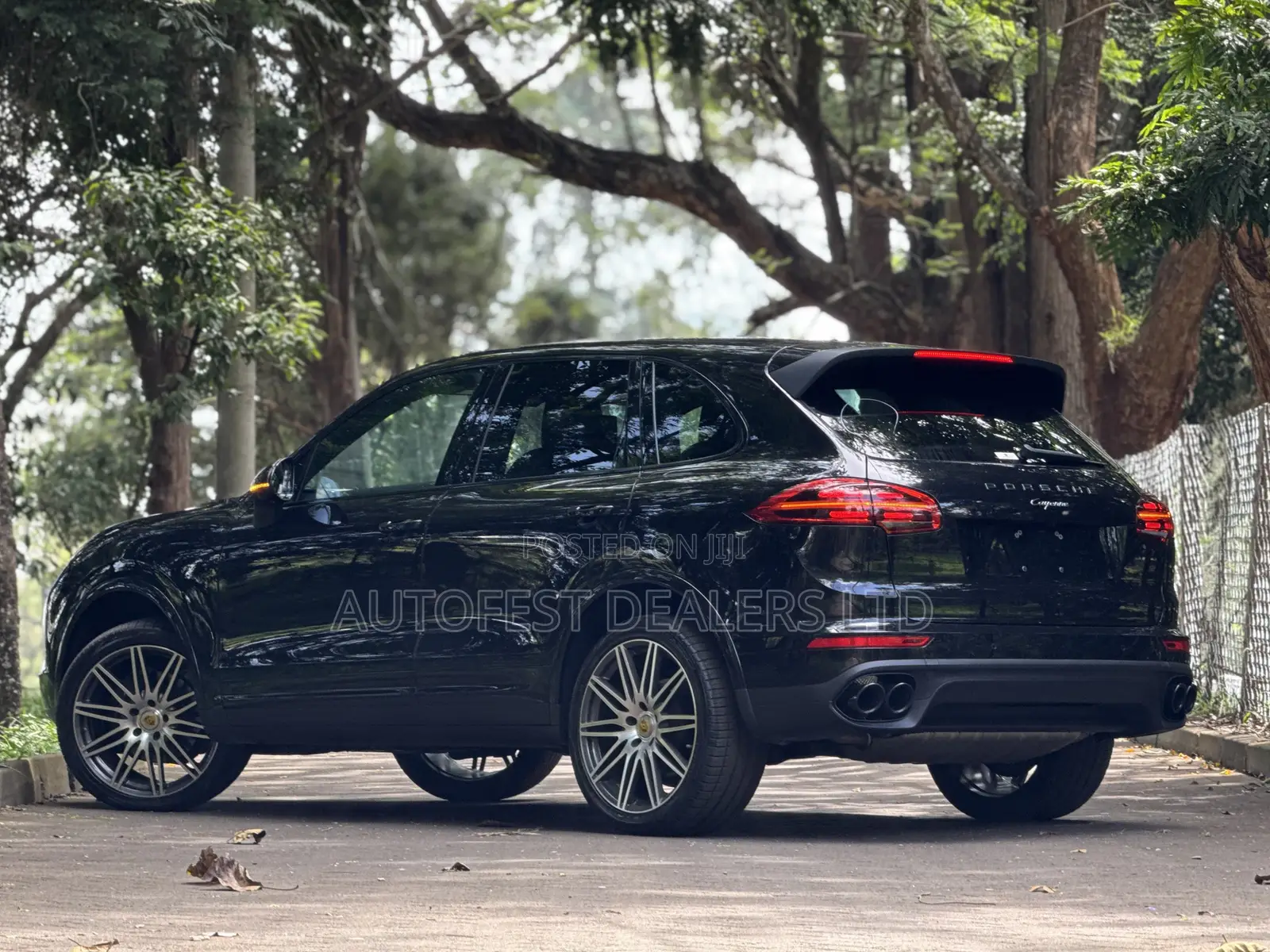 Porsche Cayenne Platinum Edition AWD 2018 Black