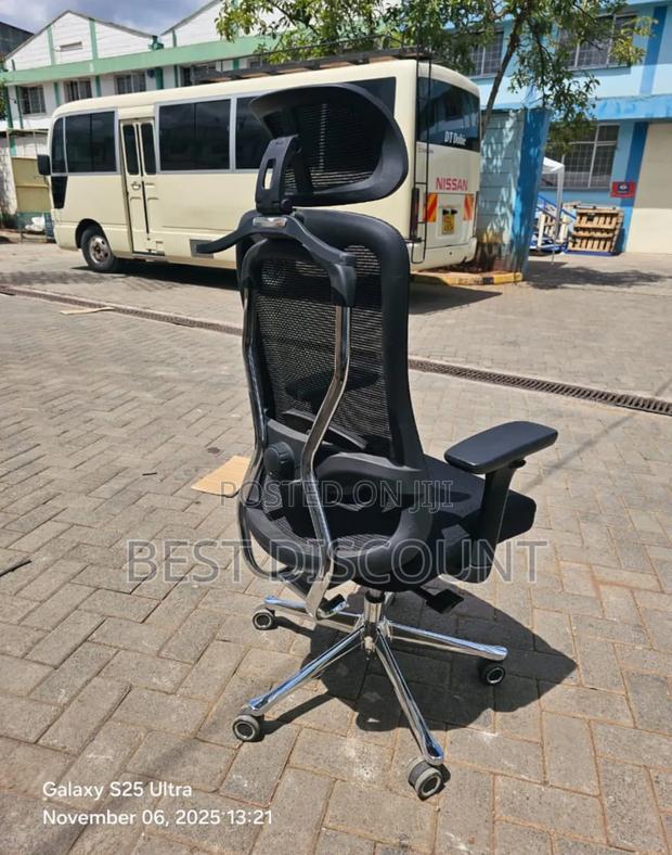 Modern Office Chair - thumbnail 2