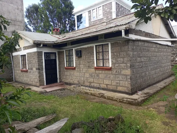 2bdrm House in Rare, Nakuru Town East for sale