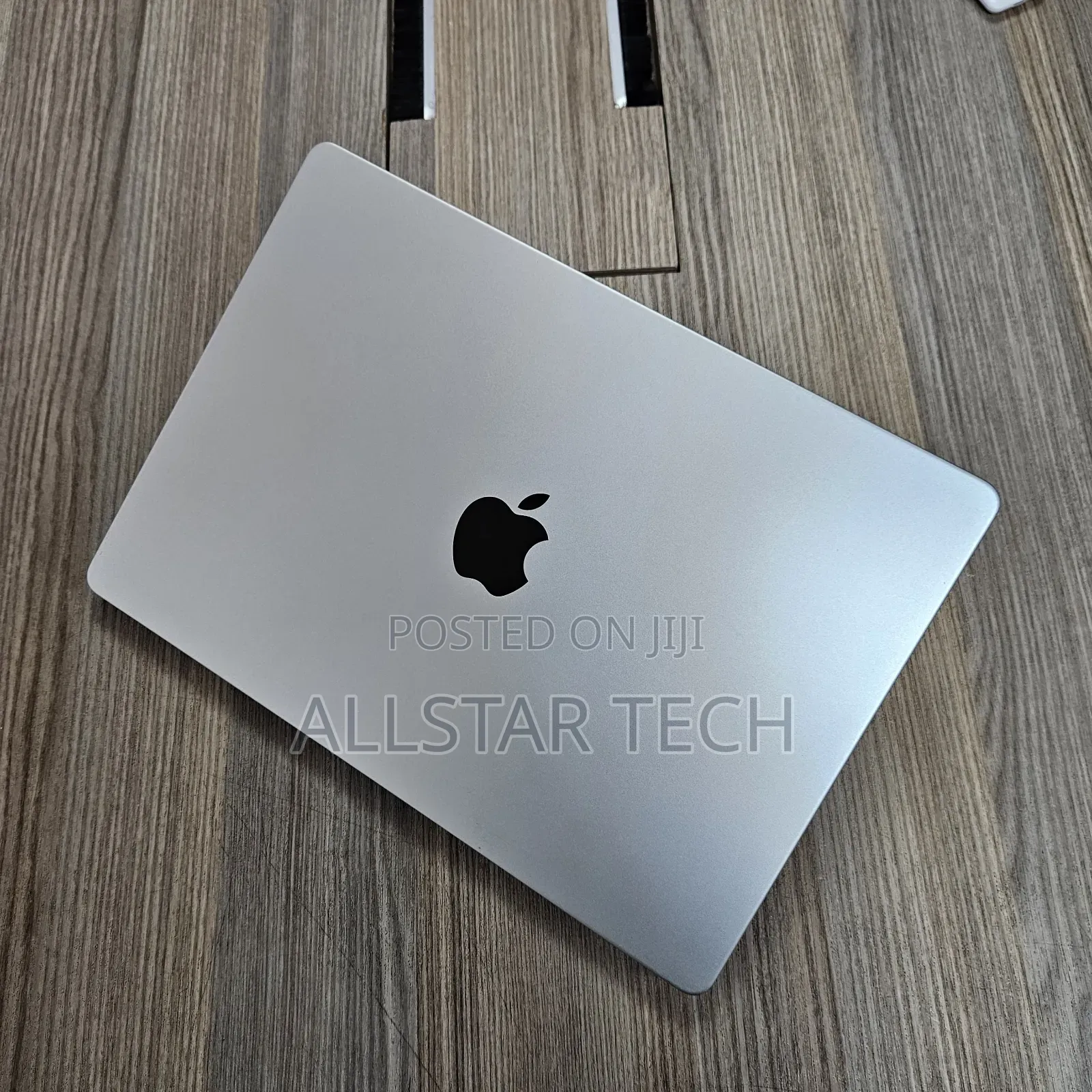 Laptop Apple MacBook Pro 2021 M1 16GB Apple M1 SSD 512GB