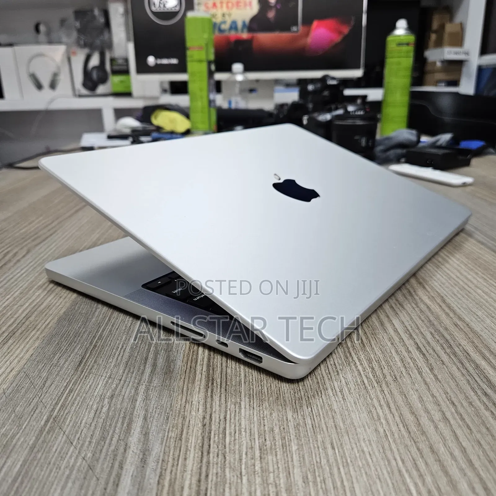 Laptop Apple MacBook Pro 2021 M1 16GB Apple M1 SSD 512GB