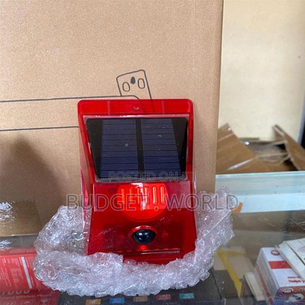 Solar Outdoor Motion Sensor Alarm With 13sound Outdoor Red Flashing