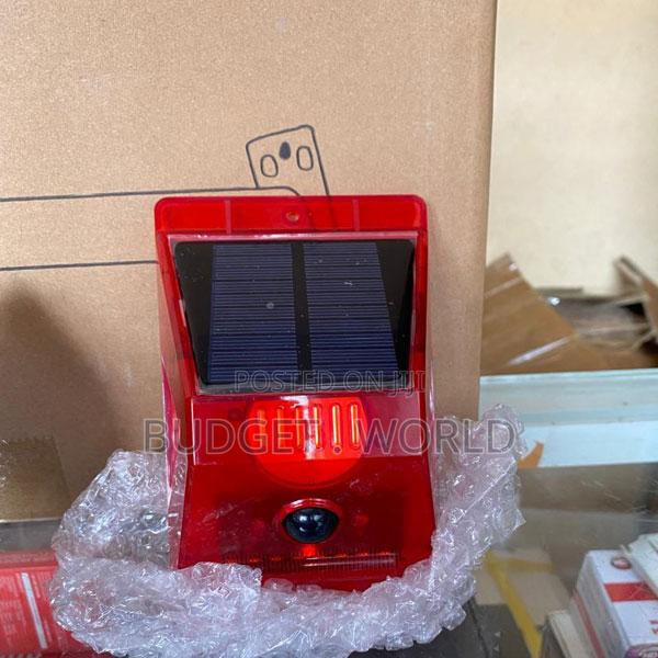 Solar Powered Sound Alarm 120db Loud Siren Red Warning Lights