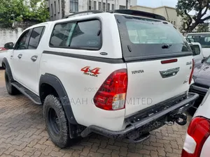Toyota Hilux Revo Single Cab Deisel 2.8 RWD 2018 White