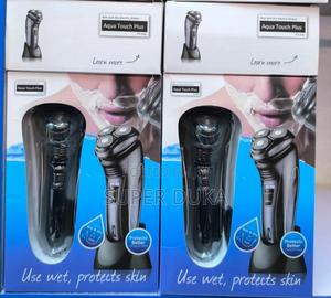 Aqua Touch Plus Pt-920 Electric Shaver. - thumbnail 2