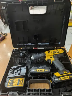 Dcd771s2-B5 Compact Drill Driver Dewalt