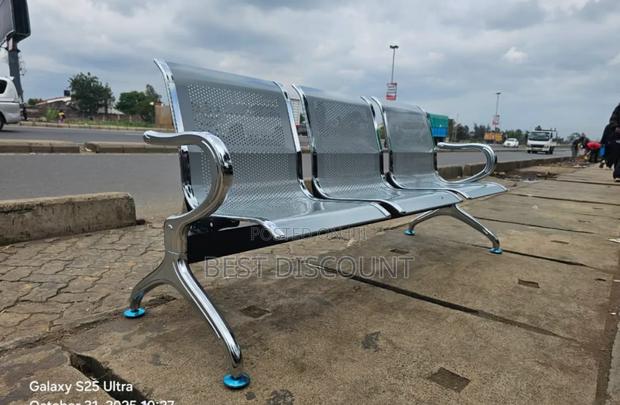 3seater Unpadded Link Chair - main view