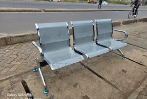 3seater Unpadded Link Chair