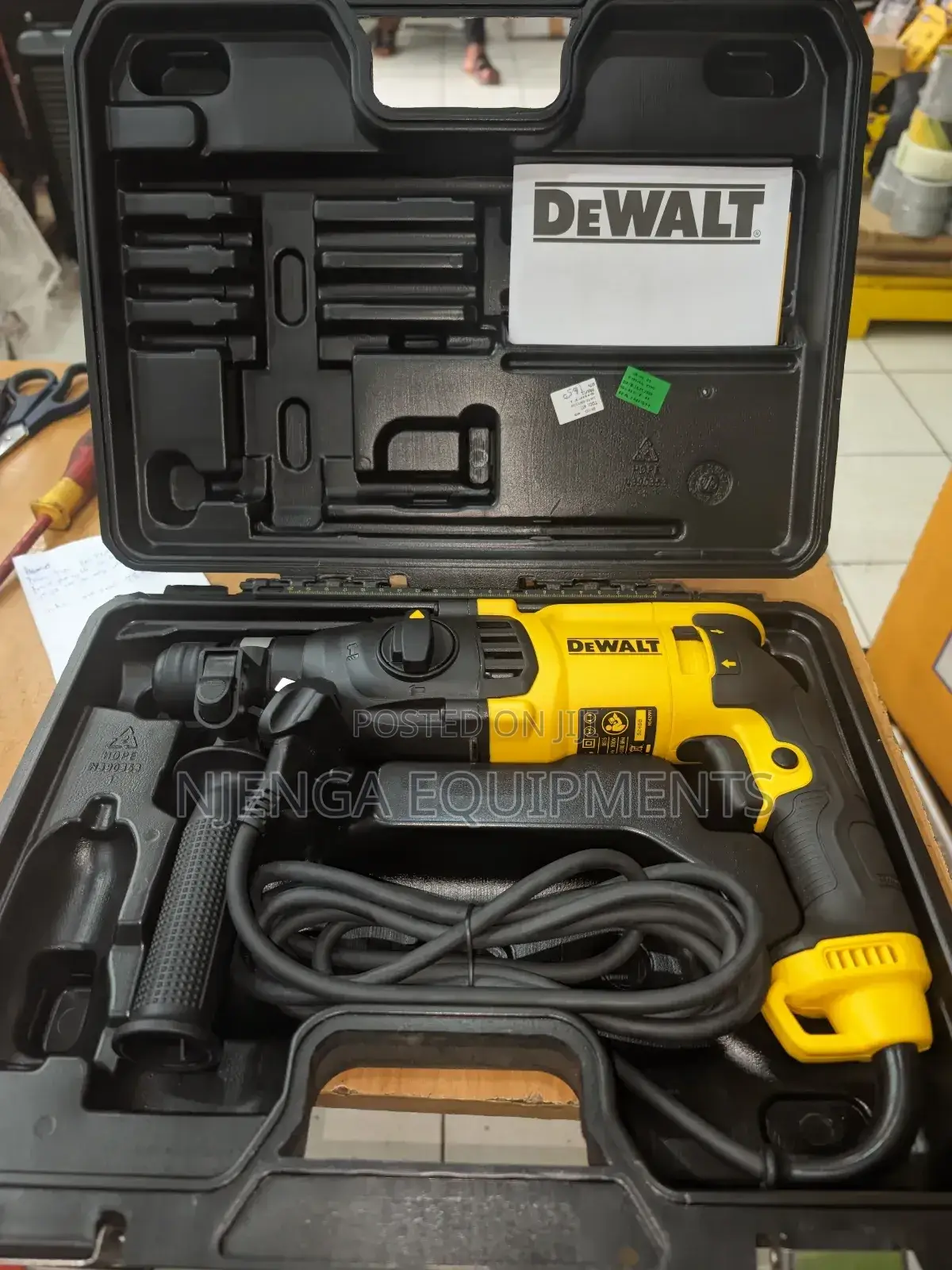 D25133k-B5 Hammer Drill. Dewalt