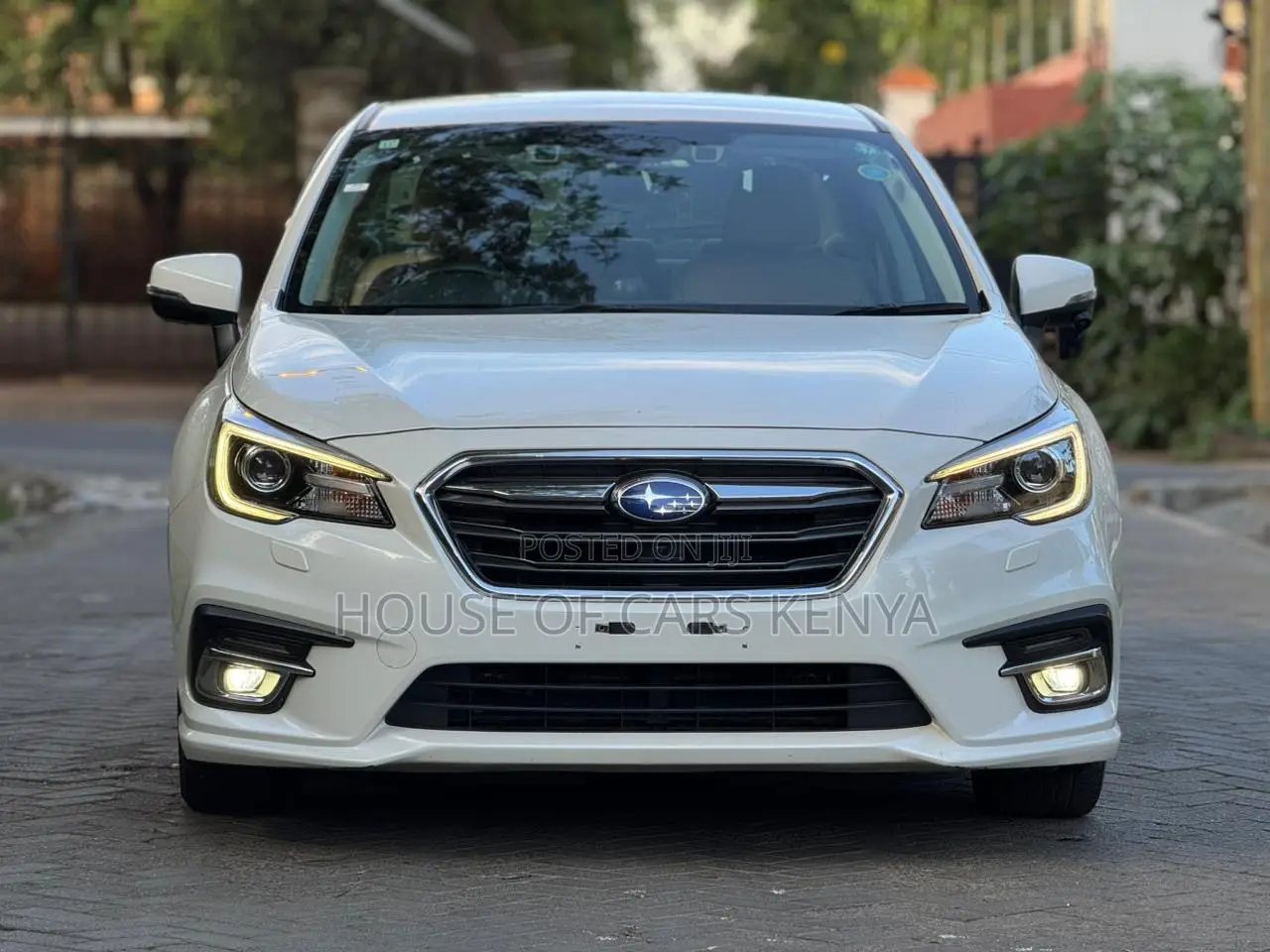Subaru Legacy 2019 White
