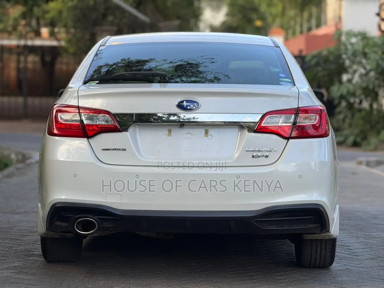 Subaru Legacy 2019 White