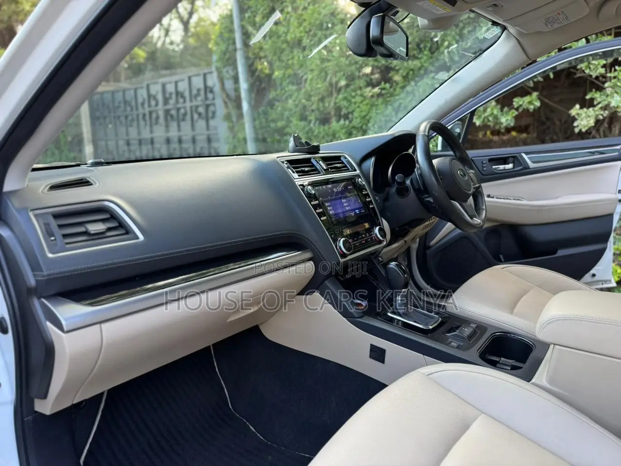 Subaru Legacy 2019 White