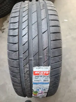 245/50r18 Kumho Tires[Made In Korea ]