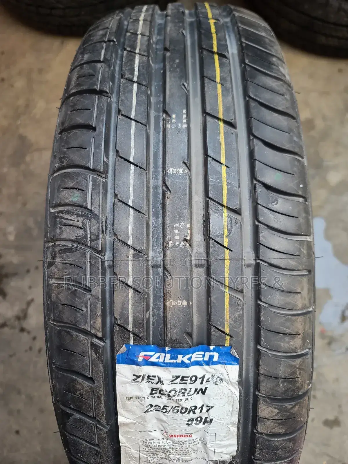 225/60r17 Falken Tyres 99 H