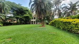 4-Bedroom With DSQ and Other 2 Room
