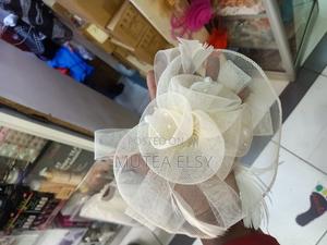 Cream Medium Fascinator - thumbnail 2