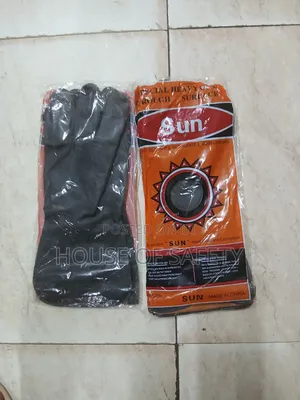 Sun Gloves In Rubber Form