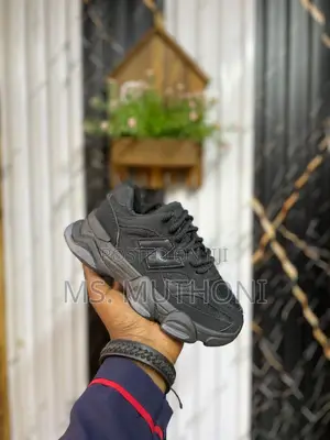 Trendy Kids Sneakers Sizes 25-36
