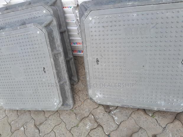 Square Locable Manhole Cover