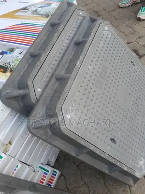 Locable Fibre Sewer Cover 600*600