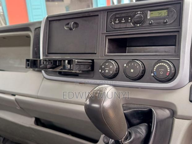 Selling Mitsubishi Canter 2018 White - thumbnail 15