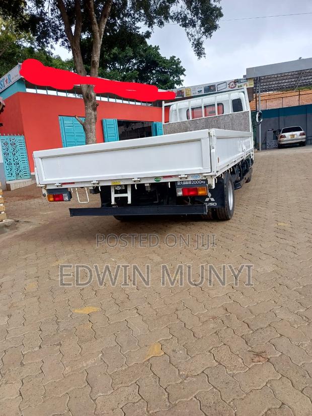 Selling Mitsubishi Canter 2018 White - thumbnail 4