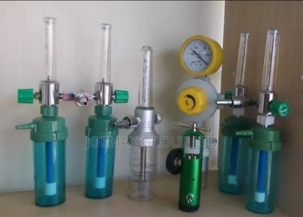 Oxygen Regulator With Flow Meter